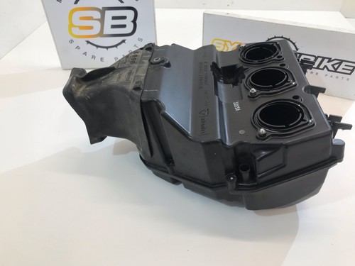 SCATOLA CASSA FILTRO ARIA TRIUMPH STREET TRIPLE 765 RS 2020-2022 T2207650 - Imagen 11 de 16