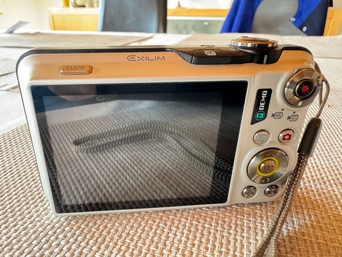 Casio exilim EX—FC 100 - Bild 2 von 6