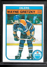 1982-83 O-Pee-Chee Hockey #106 Wayne Gretzky NM