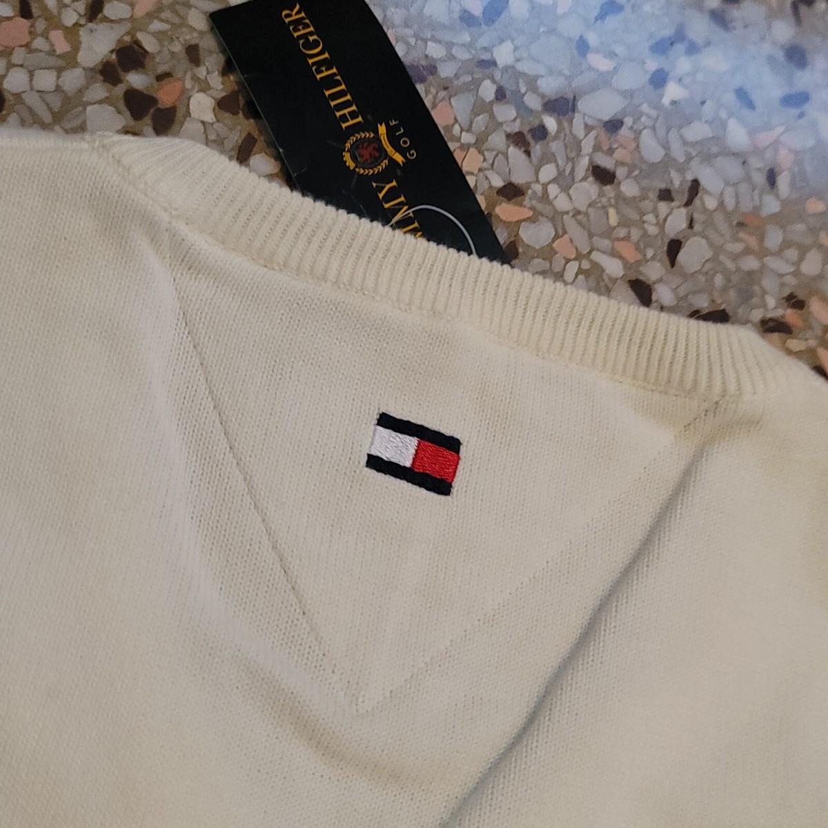 Tommy hilfiger golf best sale sweater