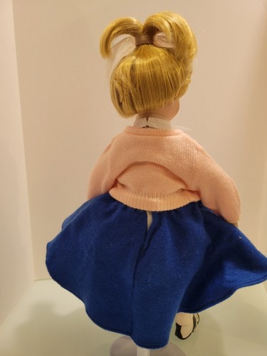 Peggy Sue Rock N Roll Heritage Signature Collection Doll W/ Poodle - Picture 7 of 15