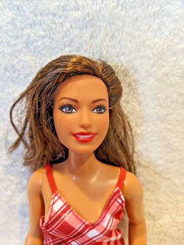 Barbie Curvy Fashionista - Picture 16 of 92