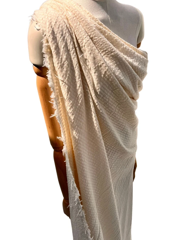 Tela de algodón orgánico neutro a rayas alfiler de doble gasa por 2 metros. Foto 4 de 4