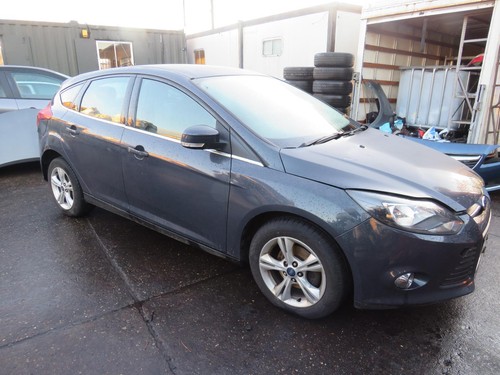 FORD FOCUS MK3 2014 REF-B530/O/S AUSSENSPIEGEL FAHRERSEITE EB KOSTENLOSER VERSAND - Bild 2 von 5