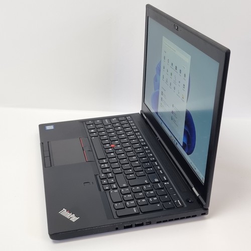 Lenovo ThinkPad P52 CAD Gaming Laptop, i7-8850H Quadro P1000 16GB RAM SSD+HDD - Picture 4 of 11