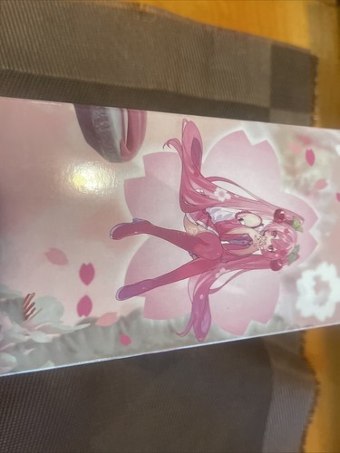 Hatsune Miku Akai - Bild 2 von 4