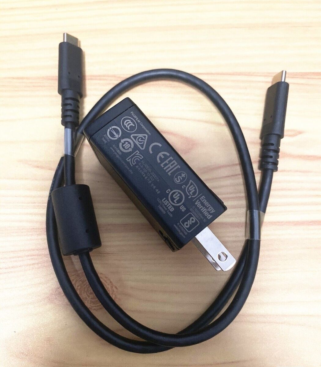 99% NEW Original USB Charging Charger For Fuji Fujifilm X-T5 99% NEW Original USB Charging Charger For Fuji Fujifilm X-T5