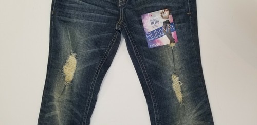 Refuge Runway Everyday Boot Denim Jeans by Charlotte Russe Womens 5 Distressed - Picture 4 of 12