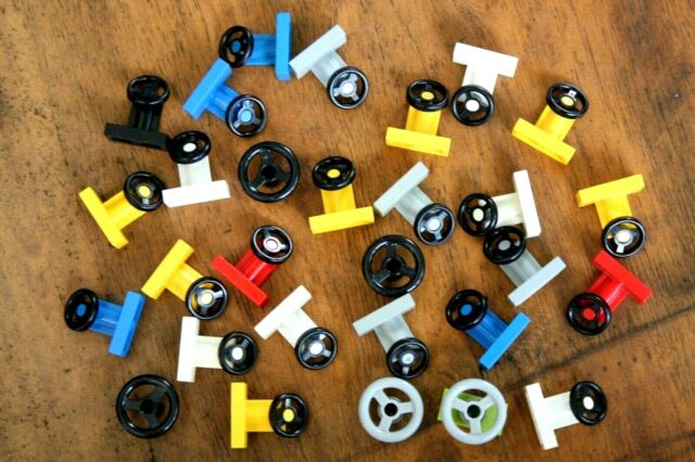 Set of 10 Lego Steering Wheels Red Blue Grey White Black Yellow Mix colours 3829 Set of 10 Lego Steering Wheels Red Blue Grey White Black Yellow Mix colours 3829