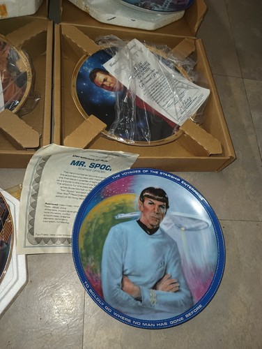 The Hamilton Collection Star Trek Collector's Plates Lot Of 12 Authentic - Picture 5 of 8