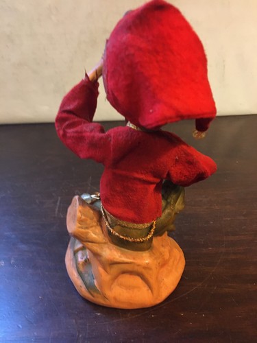 Vintage Tilso Pixie Elf Plays Instrument (Mandolin?), Plastic w Clothes - Picture 4 of 8