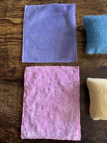 Bratz Doll  Blanket Pillow Towel Lot  MGA - Picture 2 of 4