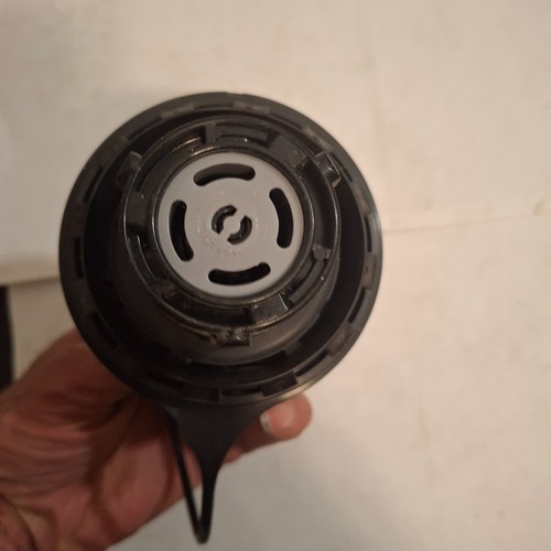 1997-2005 Ford Fuel Filler Cap XU5Z-9030-MA - Picture 5 of 8