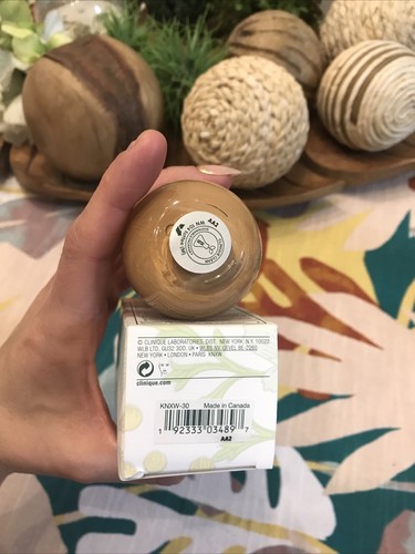 Clinique Even Better Clinical Serum Foundation SPF 25 (WN 104 Toffee(M) )new - Picture 7 of 7