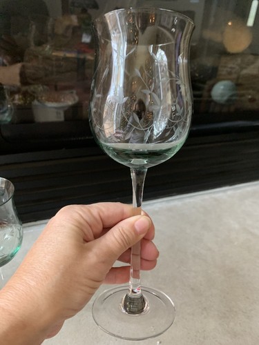 4 Lenox Crystal Heather Tulip Wine Glasses 9"H Etched Vine Sage Tint - Picture 6 of 9