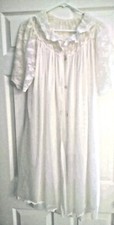 Vintage Chiffon and Lace Peignoir Saks Fifth Ave Cream/Off-White Robe Size M
