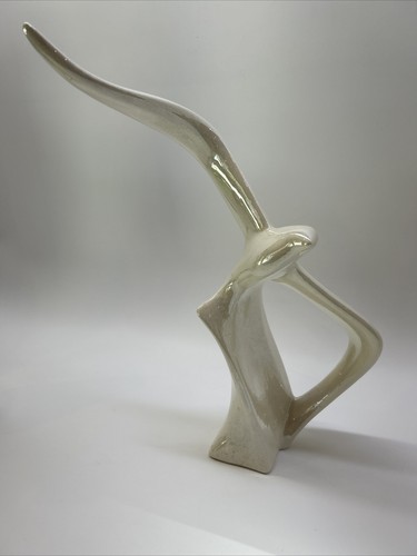 Seagull Sculpture Ceramic Mid Century Modern Bird In Flight Iridescent Off White - Picture 2 of 7
