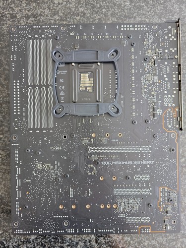 Płyta główna do gier ASUS ROG Maximus XIII Hero (WiFi 6E) Z590 LGA 1200 ATX - Zdjęcie 4 z 7