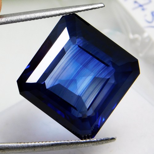 Impresionante piedra preciosa de corte radiante azul iolita de Ceilán natural certificada de 27,30 quilates - Imagen 4 de 8