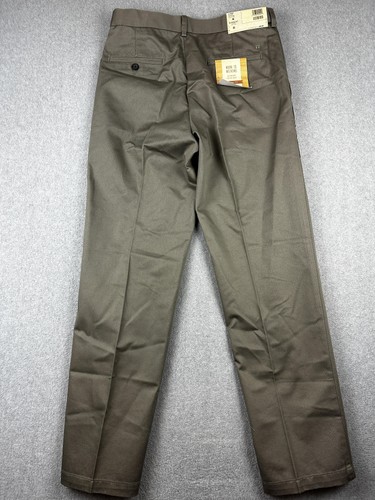 Haggar Herrenhose 31 x 32 oliv Work To Weekend khaki klassische Passform bügelfrei Chino neu mit Etikett - Bild 9 von 12