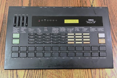 Yamaha RX7 Digital Rhythm Programmer Rhythm Machine