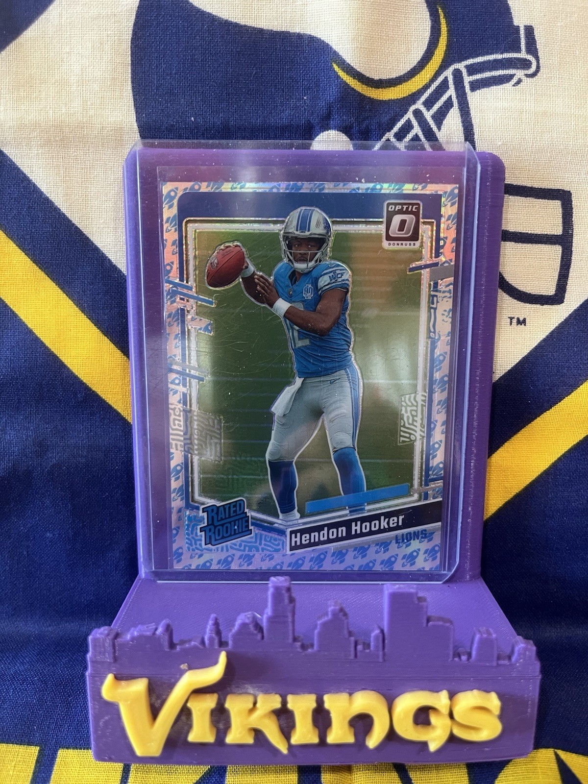 2023 Donruss Optic - Rated Rookie Rocket  Emoji Prizm #234 Hendon Hooker Lions