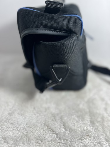 Heavy Duty Body Glove Camera Bag Case W Strap 6L x 7W x 4D - Picture 3 of 6