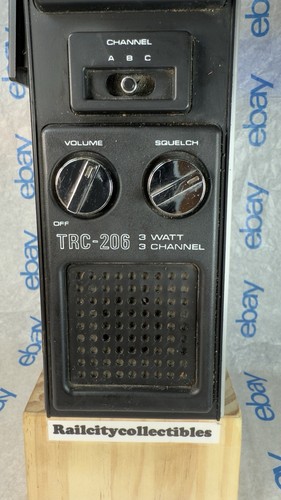 Vintage Realistic 3 Channel 3 Watt Walkie-Talkie TRC-206 (Read) - Picture 4 of 14