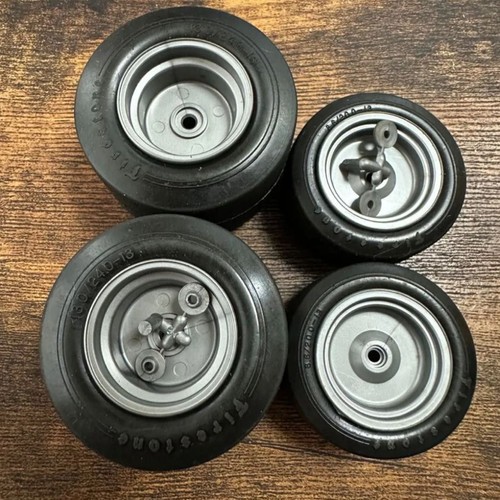 Tamiya Slick Racing Tires Vintage Set - Picture 4 of 5