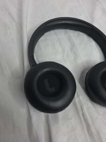 JBL TUNE 670NC Cuffie Bluetooth Wireless On Ear con Cancellazione del Rumore (FD) - Foto 2 di 8