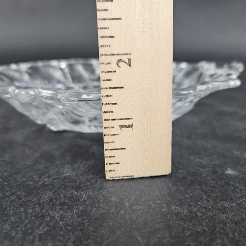 Divided Relish Dish Clear Glass Rose Frosted Etched Leaves Handle Scalloped Edge - Picture 6 of 6