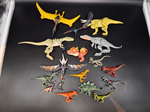 Jurassic World Mattel Dinosauerier Konvolut 17 kleine Dinos