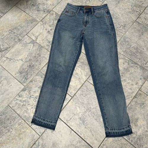 Jean mágico rígido Judy Blue nuevo sin etiquetas Boyfriend talla 1/25 estilo #88818 dobladillo liberación cruda - Imagen 4 de 5