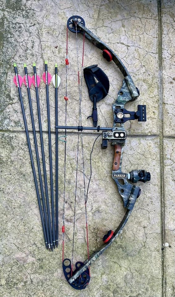 Parker Challenger 45-60# 23” RH Sight Drop Rest Arrows New String Loaded - Image 2 of 4