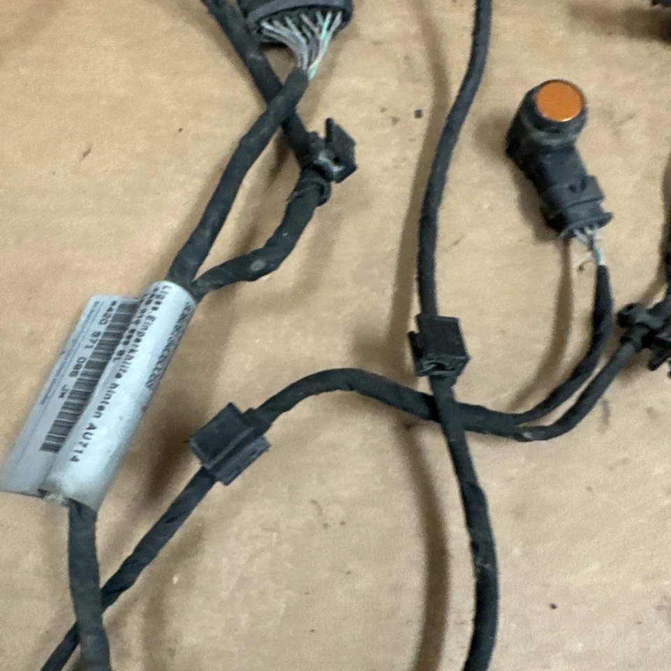 AUDI R8 2014 2015 4,2 L V8 PARACHOQUES TRASERO COMPLETO SENSORES DE ESTACIONAMIENTO Y ARNÉS 2925 Foto 4 de 4