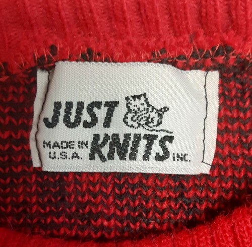 Petite Medium donna vintage? Maglione JUST KNITS rosso nero LS geometrico USA LEGGI - Foto 5 di 6