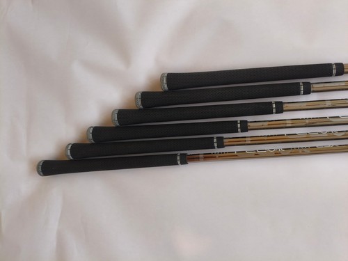 Cobra King RADSPEED One Length Irons 5–PW | Regular Flex Graphite | Arccos Grips - Picture 7 of 17