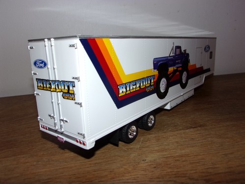 1/43 Ixo Semi Remorque camion Ford Bigfoot 4x4x4 Truck trailer rimorchio Altaya - Foto 2 di 6