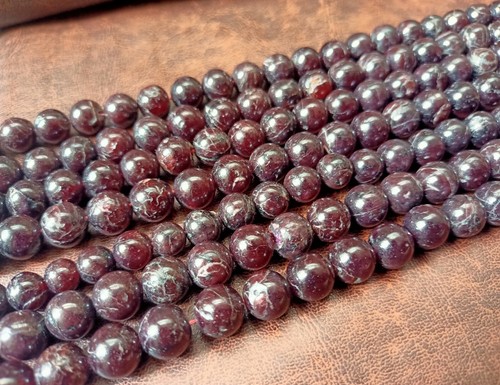 Garnet Round Beads String – Natural Smooth Plain Beads, 13 Inches - Picture 3 of 5