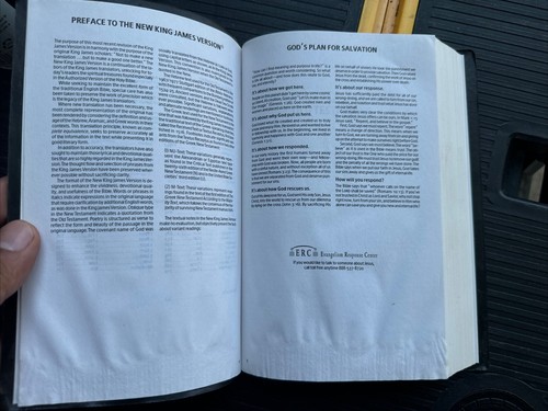 NKJV Bible Imitation Leather Holman Publishers 1982 READ - Picture 9 of 13