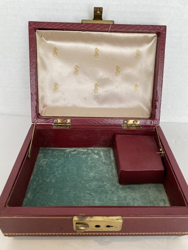 Vintage Schmuck Spieluhr weinrot mit Goldakzenten Fuß FUNKTIONIERT! 8X6X3 - Bild 4 von 8