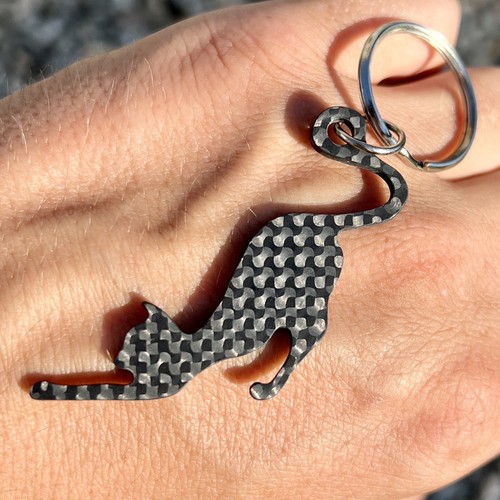 Black Cat Carbon Fiber Keychain Goddes Bast Unique Keyfob Pendant Keyring Gift - Picture 1 of 9