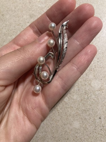 Vintage Akoya Pearl Sterling Silver Brooch Spray Floral Elegant Round Pearls - Picture 6 of 7