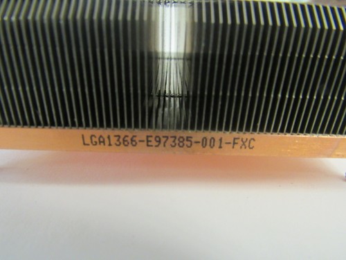 Intel LGA1366-E97385-001-FXC SuperMicro SNK-P0037P Rev B1 LGA1366 Heatsink 6-4 - Afbeelding 2 van 2