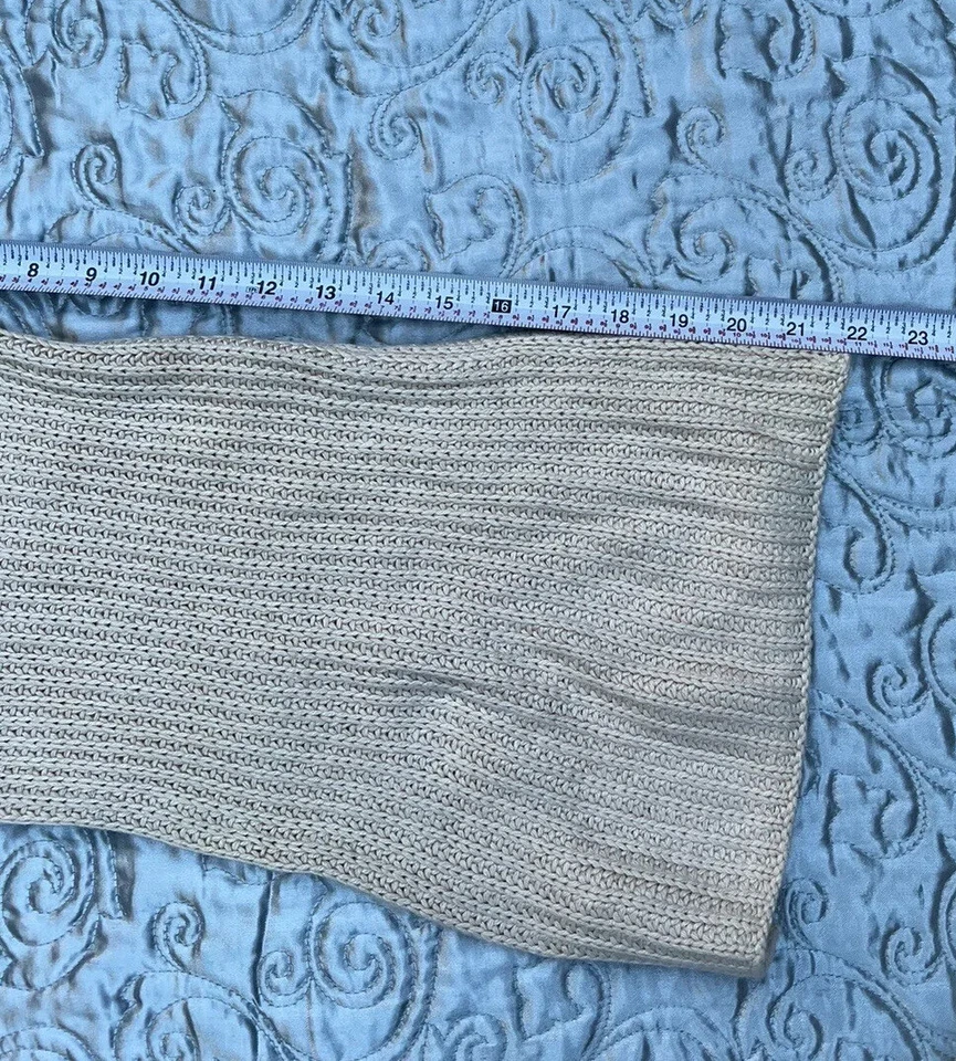 NUEVO CON ETIQUETAS Vestido De Colección BEBE Mini Y2K Crema Manga Campana Tejido Seda Cachemira XS Capucha Cuello Foto 3 de 4