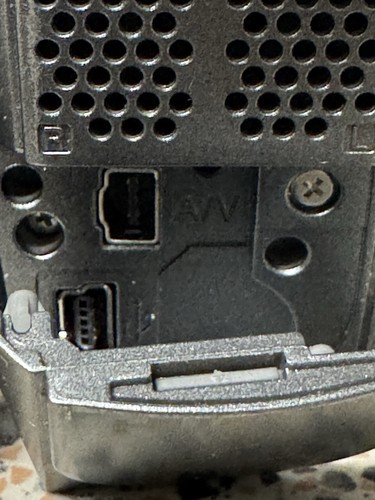 hitachi digital camcorder - Picture 5 of 8