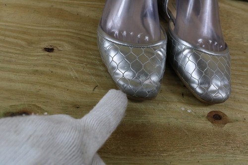 Jimmy Choo Flats 37.5 Silver Leather Croc Print Dorsay Slip On Shoes Italy - Picture 10 of 12
