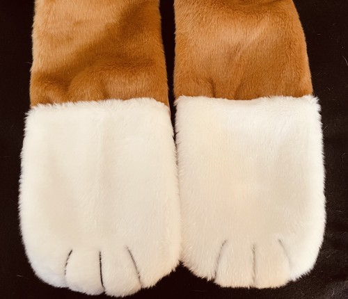 St. Bernard Hooded Scarf By Daphnes Head Covers. New & Authentic. - Picture 6 of 11