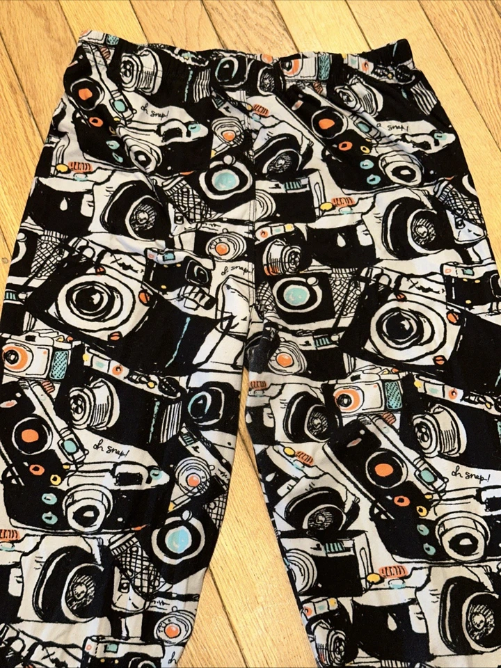 Leggings elásticas padrão floral Agnes & Dora, tamanho P/M - Imagem 2 de 4