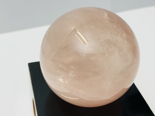 Natural Pink Rose Quartz Sphere Crystal Ball Reiki Healing 899g - Picture 11 of 15